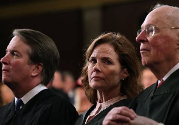 Amy Coney Barrett Height, Age, Family, Biography, Wiki