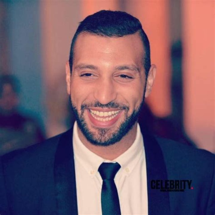 Nidhal Saadi Wiki, Biographie, Age, Taille, Mariage, Contact & Informations