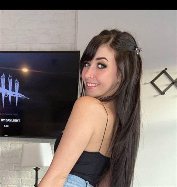 Raya Waifu (Onlyfans) Wiki, Biography, Age, Height, Info, Details, Boyfriend